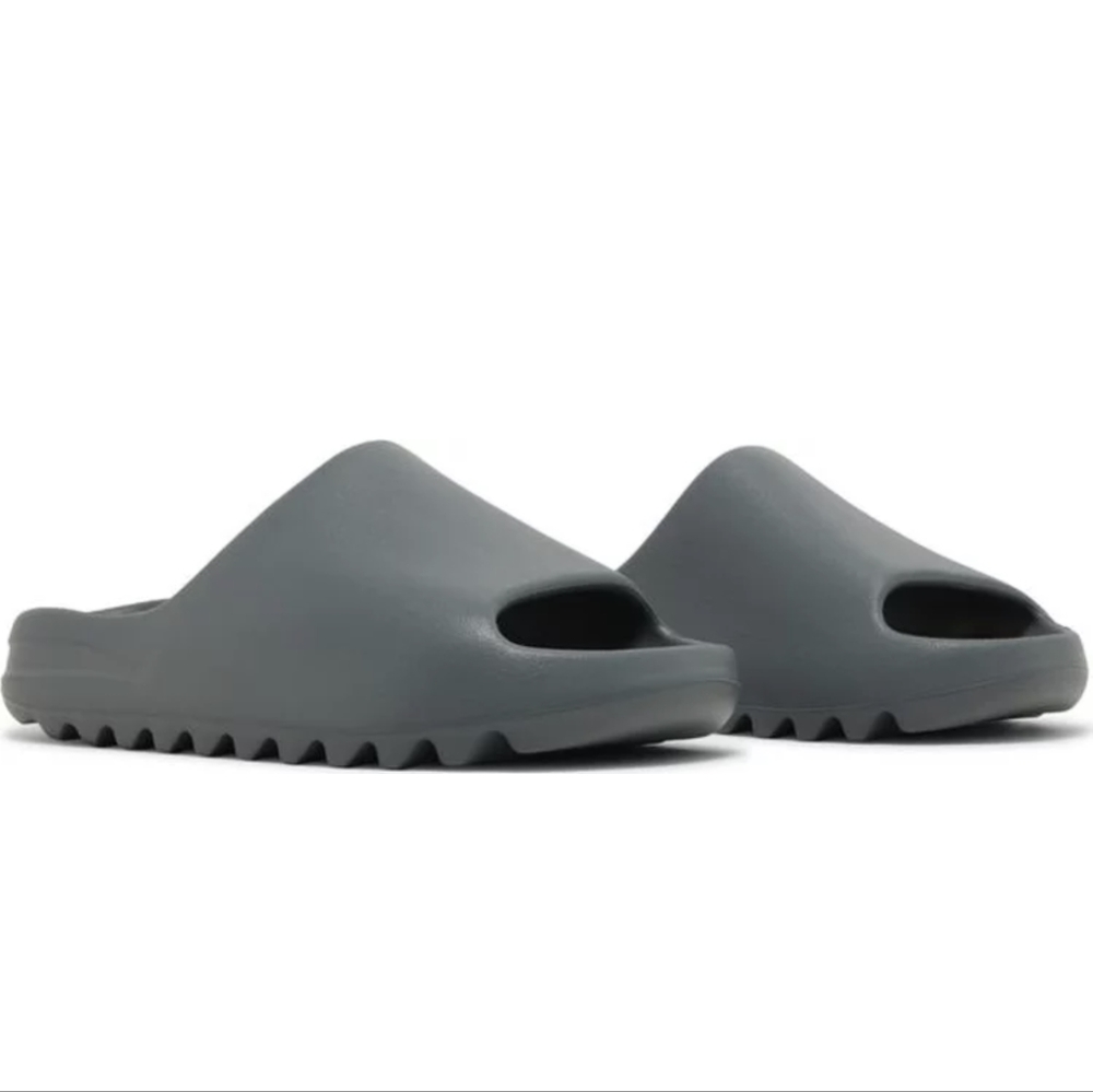 Yeezy Slate Grey